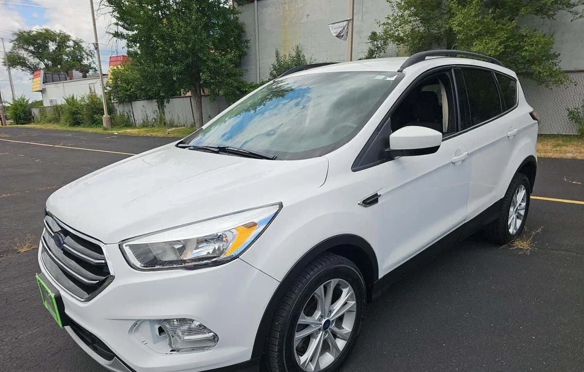2018 FORD ESCAPE SE