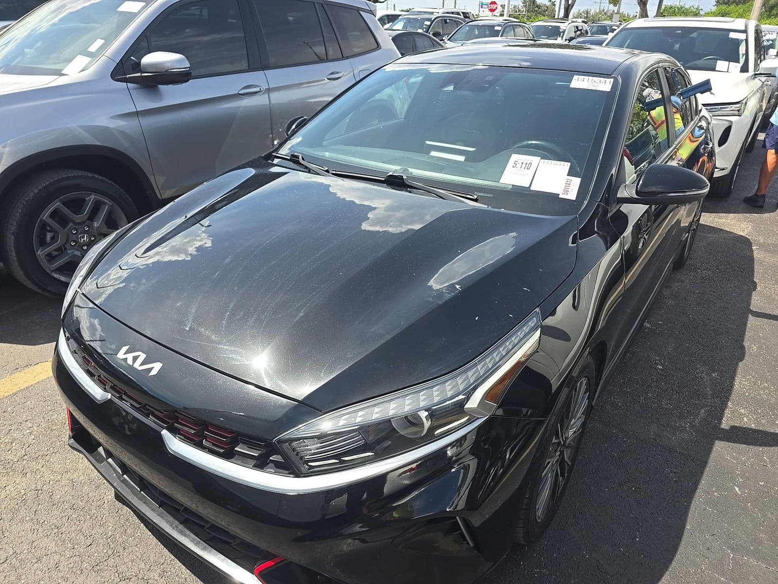 2022 KIA FORTE GT-Line
