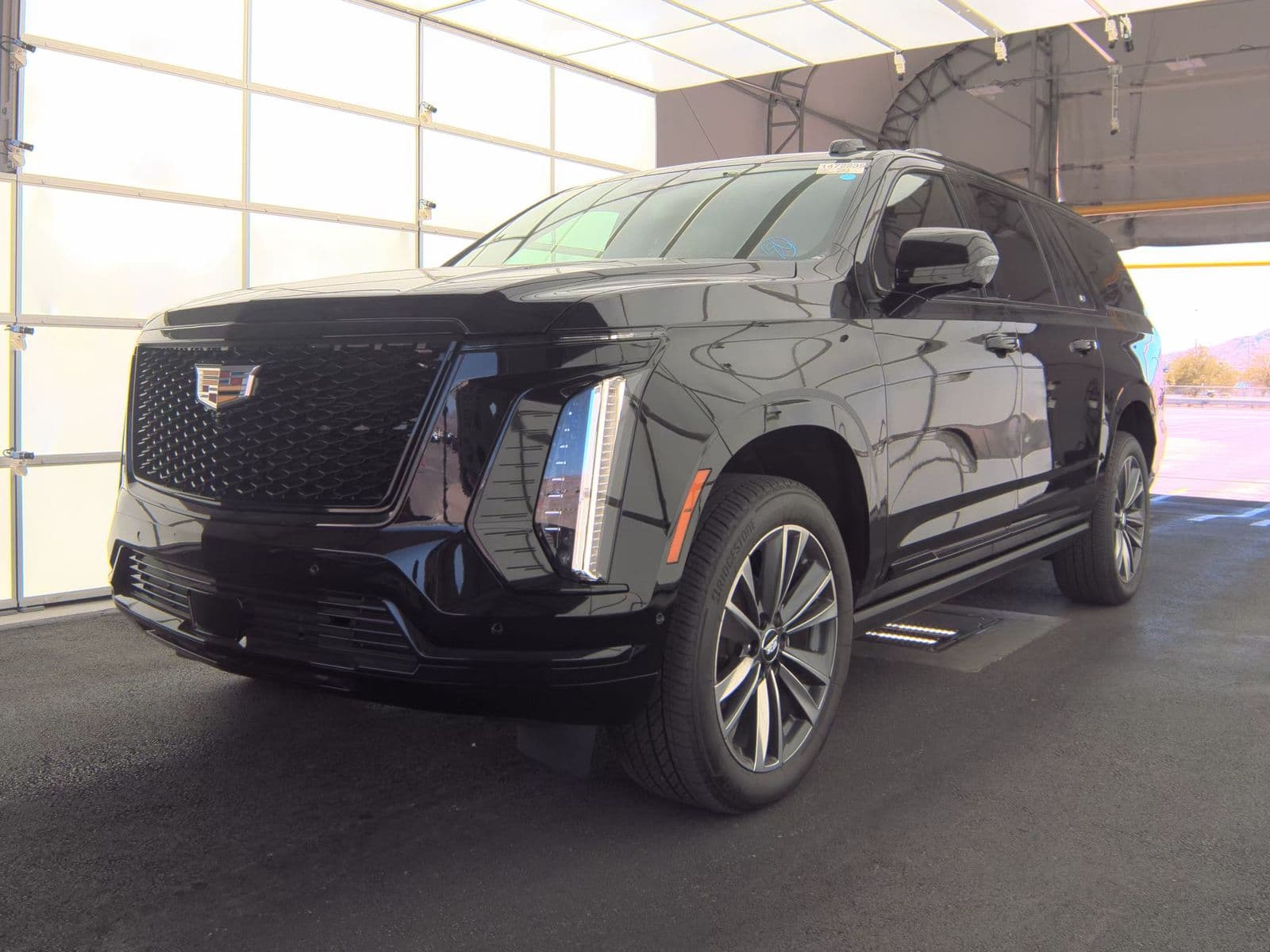 2025 CADILLAC ESCALADE ESV Sport