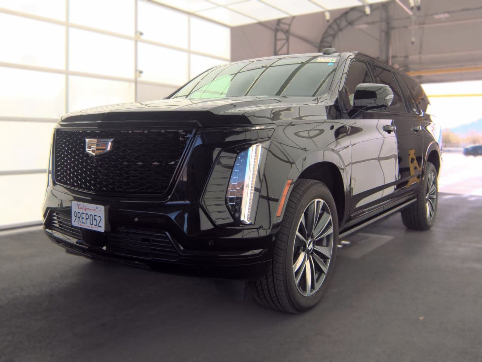 2025 CADILLAC ESCALADE ESV Sport