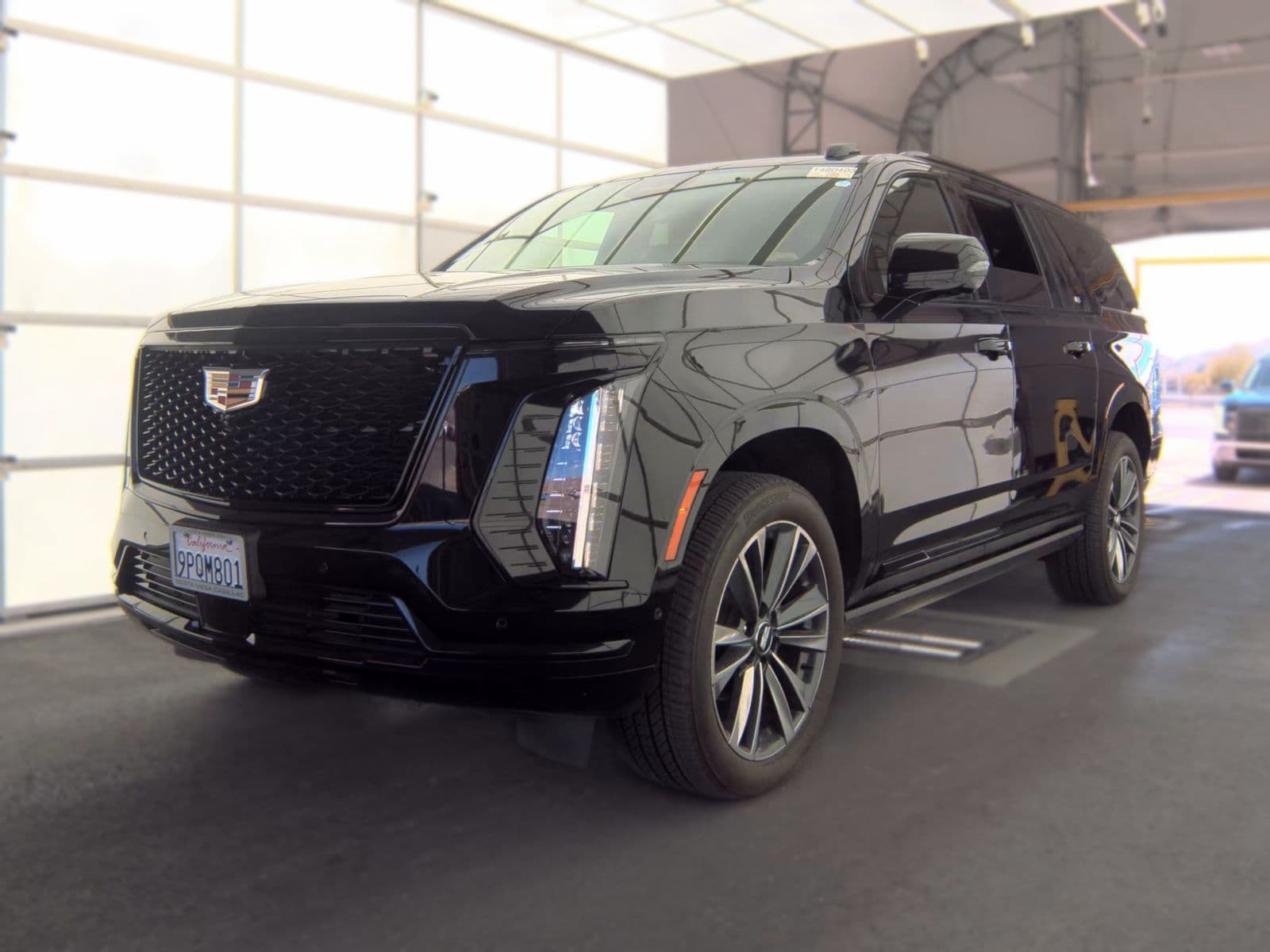 2025 CADILLAC ESCALADE ESV Sport