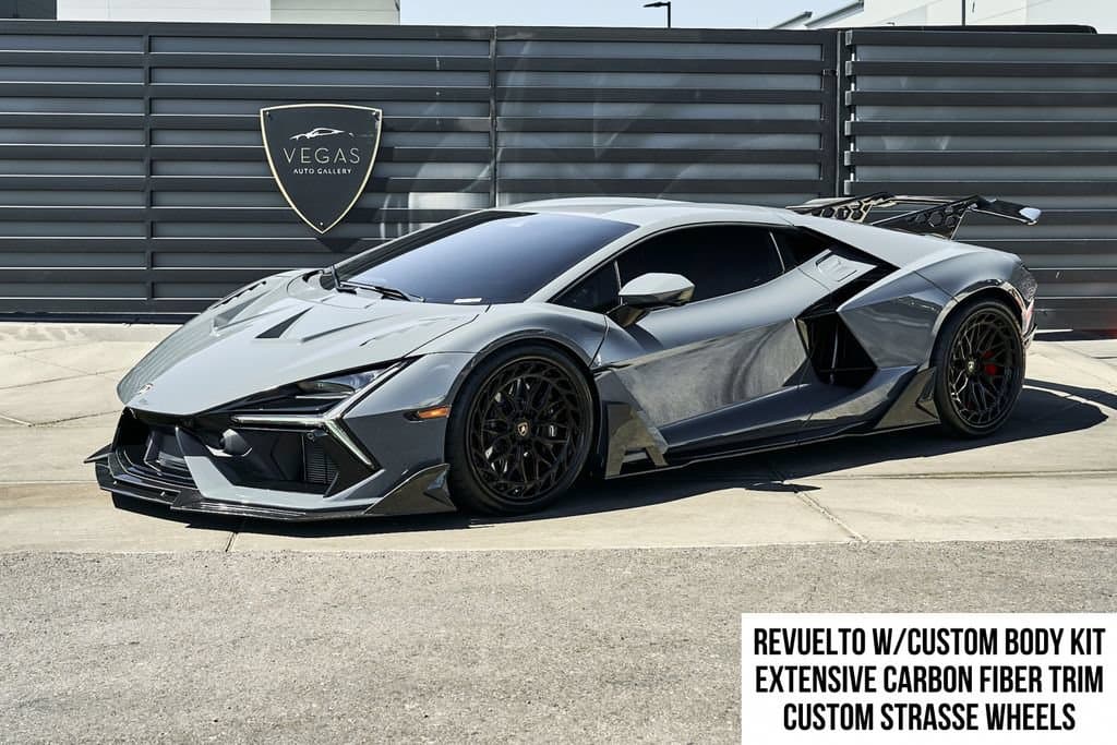 2024 LAMBORGHINI REVUELTO Base