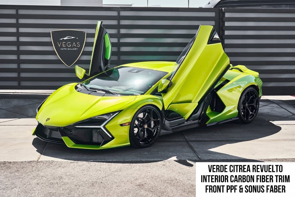 2025 LAMBORGHINI REVUELTO Base