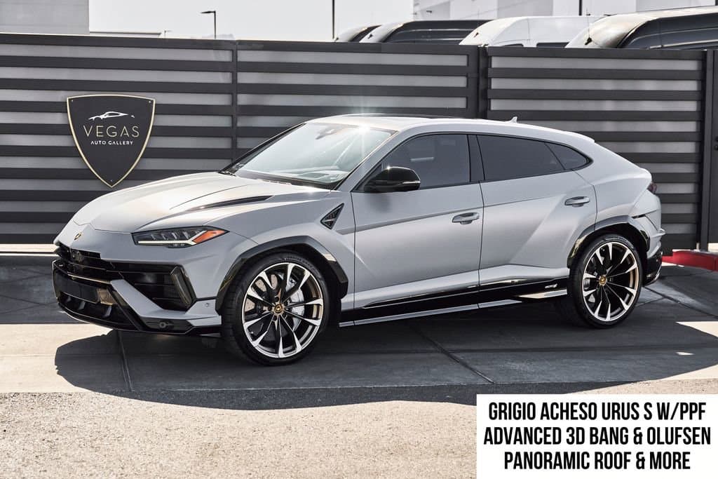 2024 LAMBORGHINI URUS S