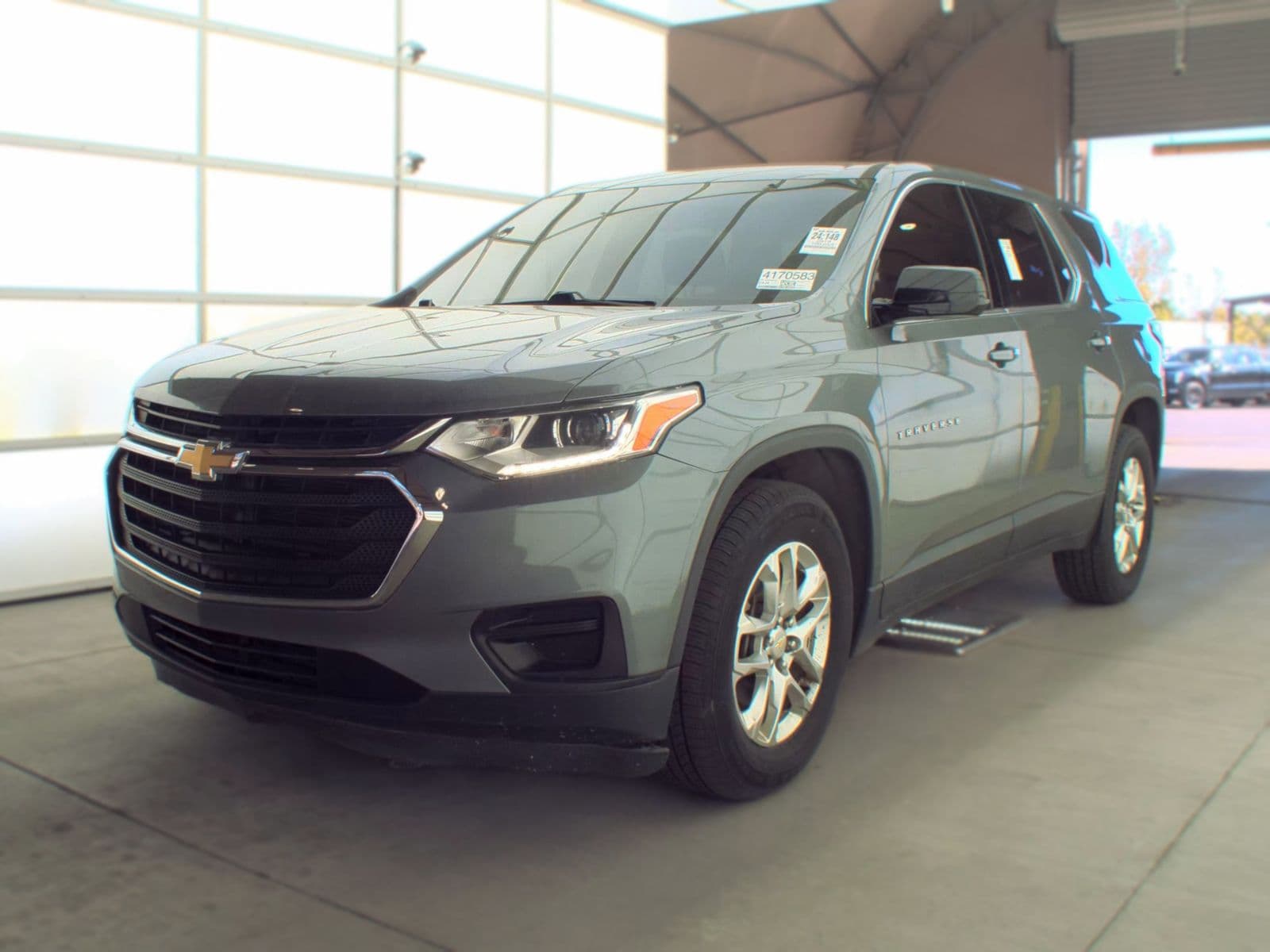 2019 CHEVROLET TRAVERSE LS 1