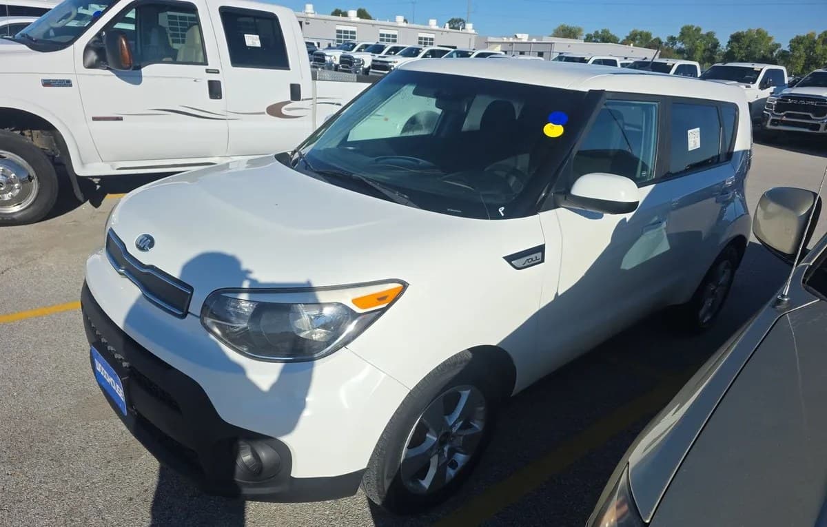 2019 KIA SOUL Base