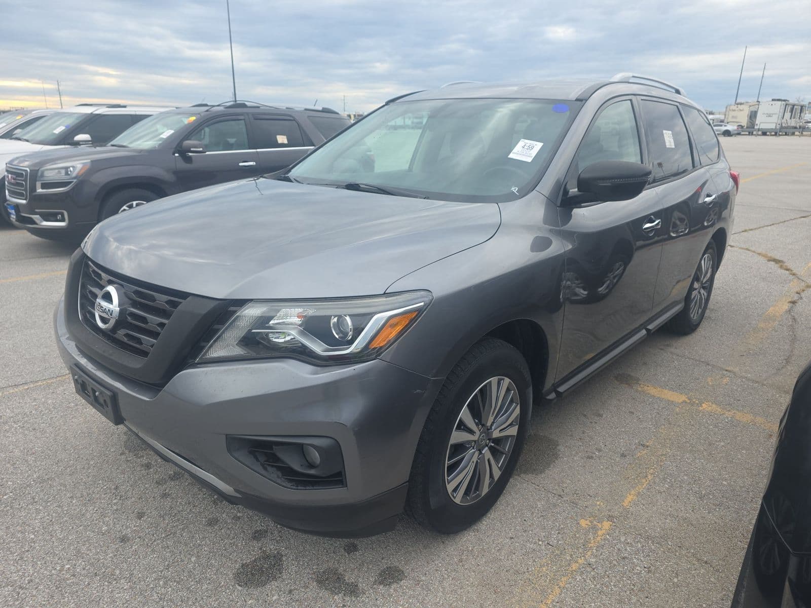 2020 NISSAN PATHFINDER SV 1