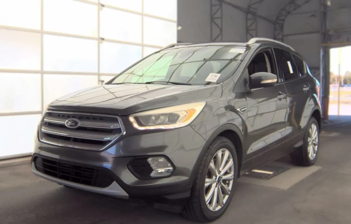 2017 FORD ESCAPE Titanium