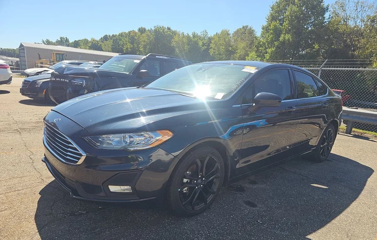 2020 FORD FUSION SE 1
