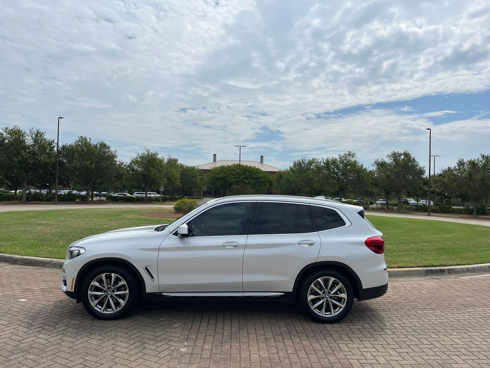 2019 BMW X3 sDrive30i 1