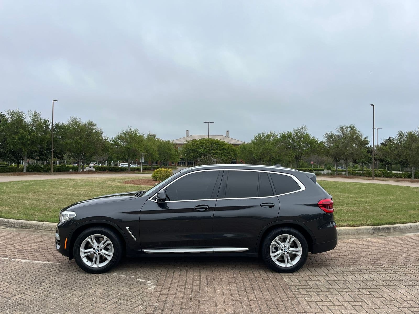 2020 BMW X3 sDrive30i 1