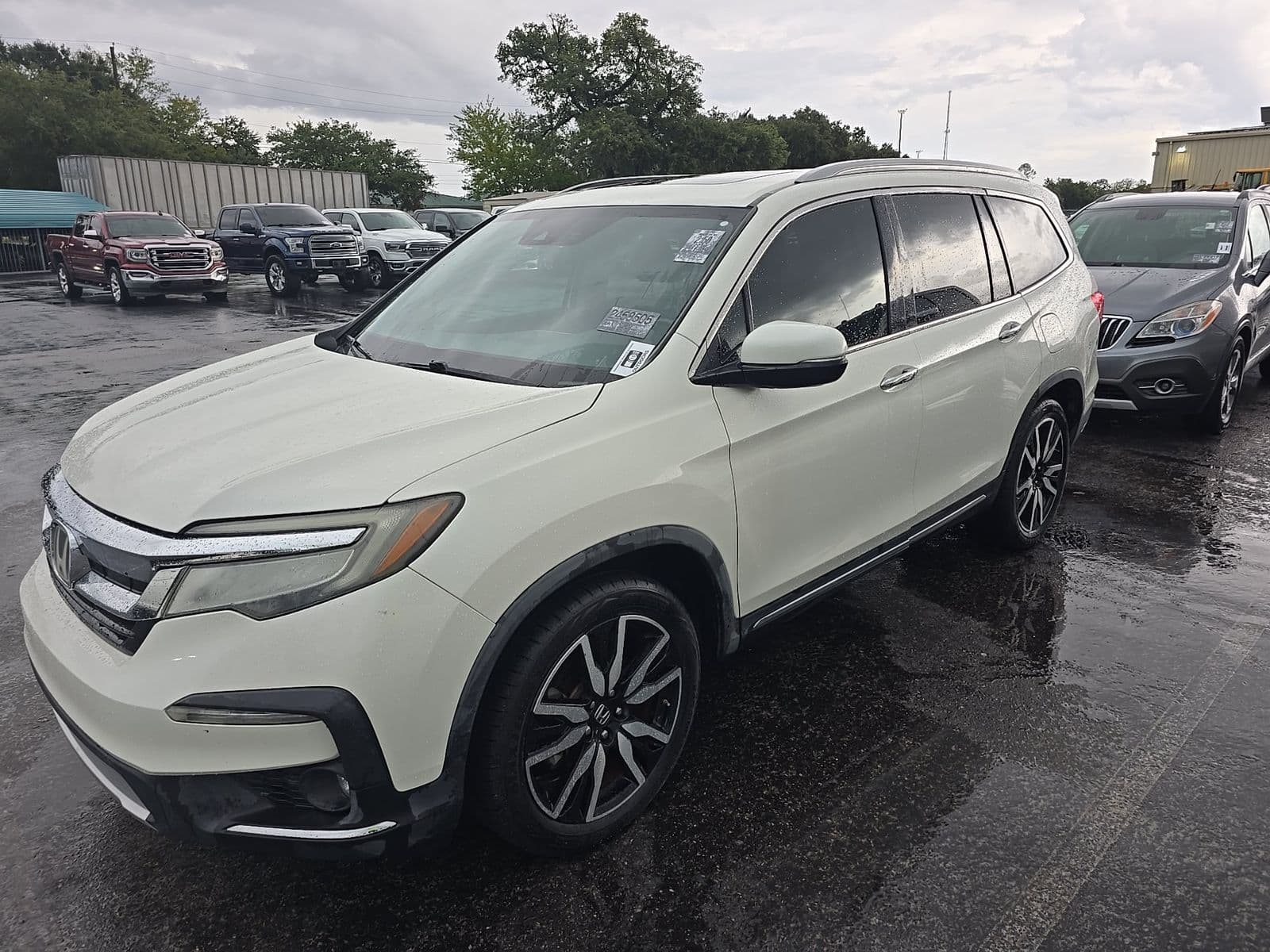 2019 HONDA PILOT Touring 1