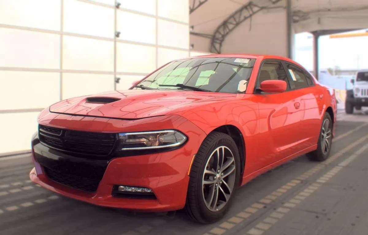 2019 DODGE CHARGER SXT 1