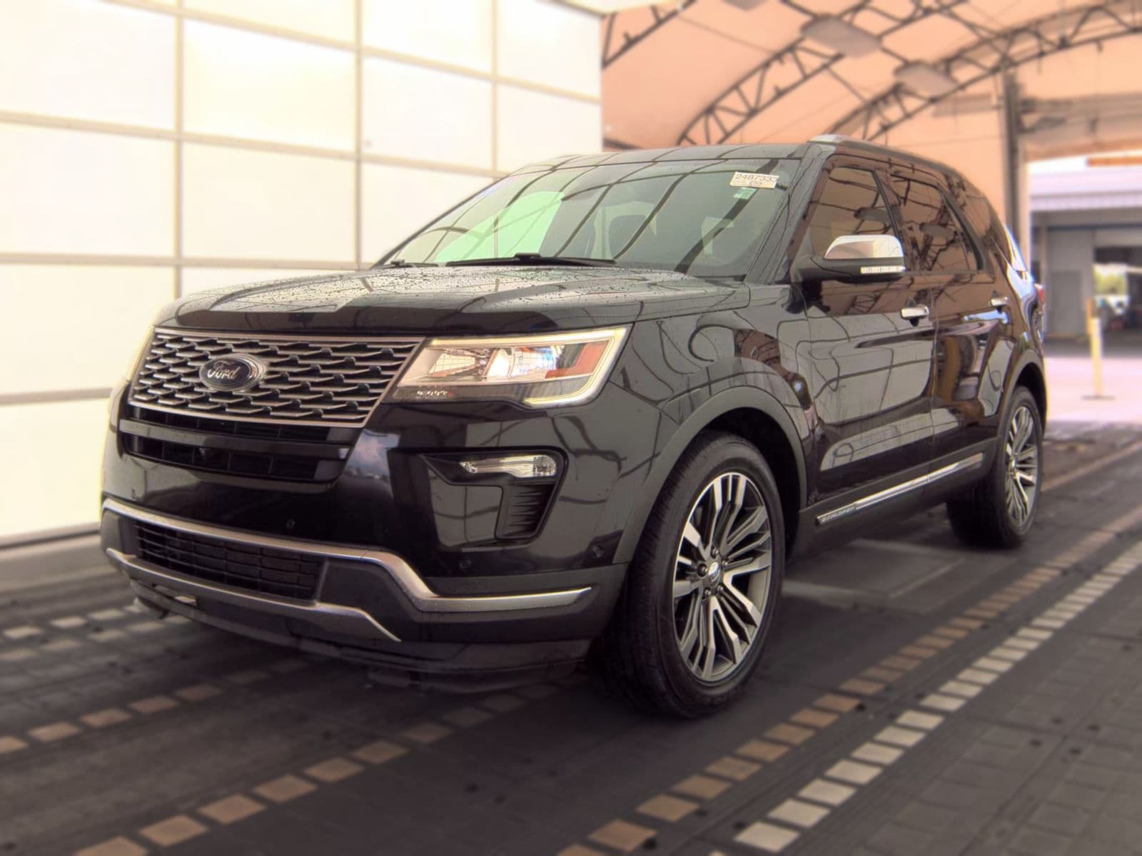 2019 FORD EXPLORER Platinum 1