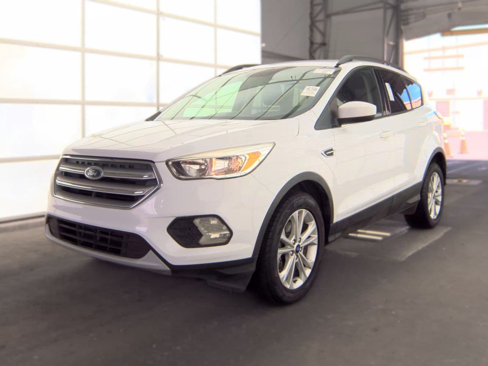 2018 FORD ESCAPE SE