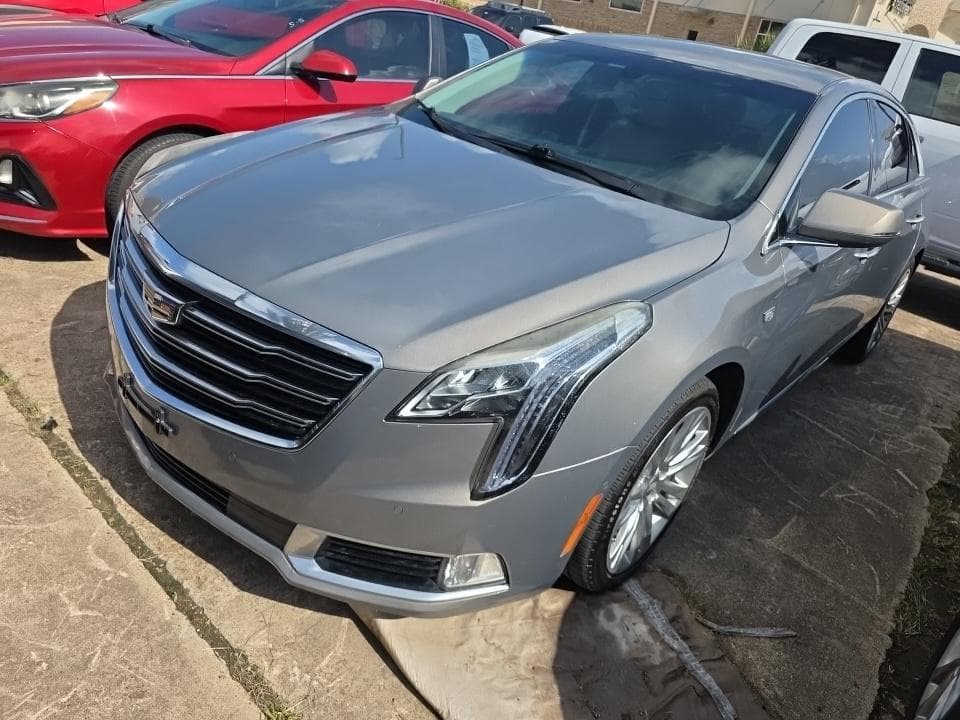2019 CADILLAC XTS Luxury 1