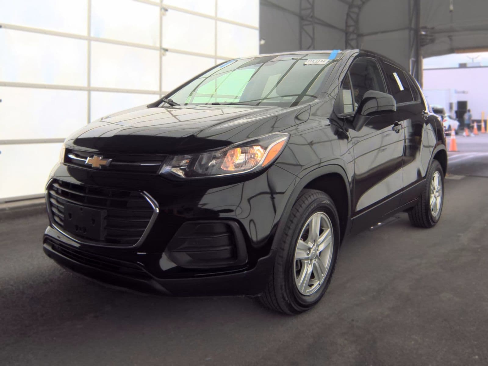 2021 CHEVROLET TRAX LS 1