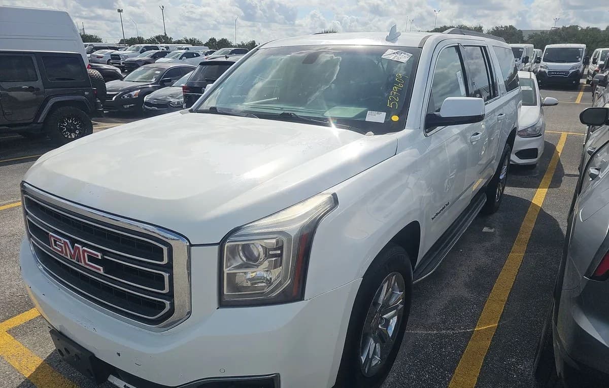 2017 GMC YUKON XL SLE