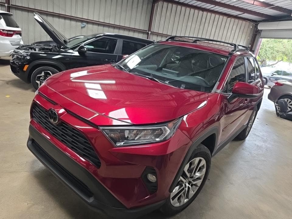 2021 TOYOTA RAV4 XLE Premium