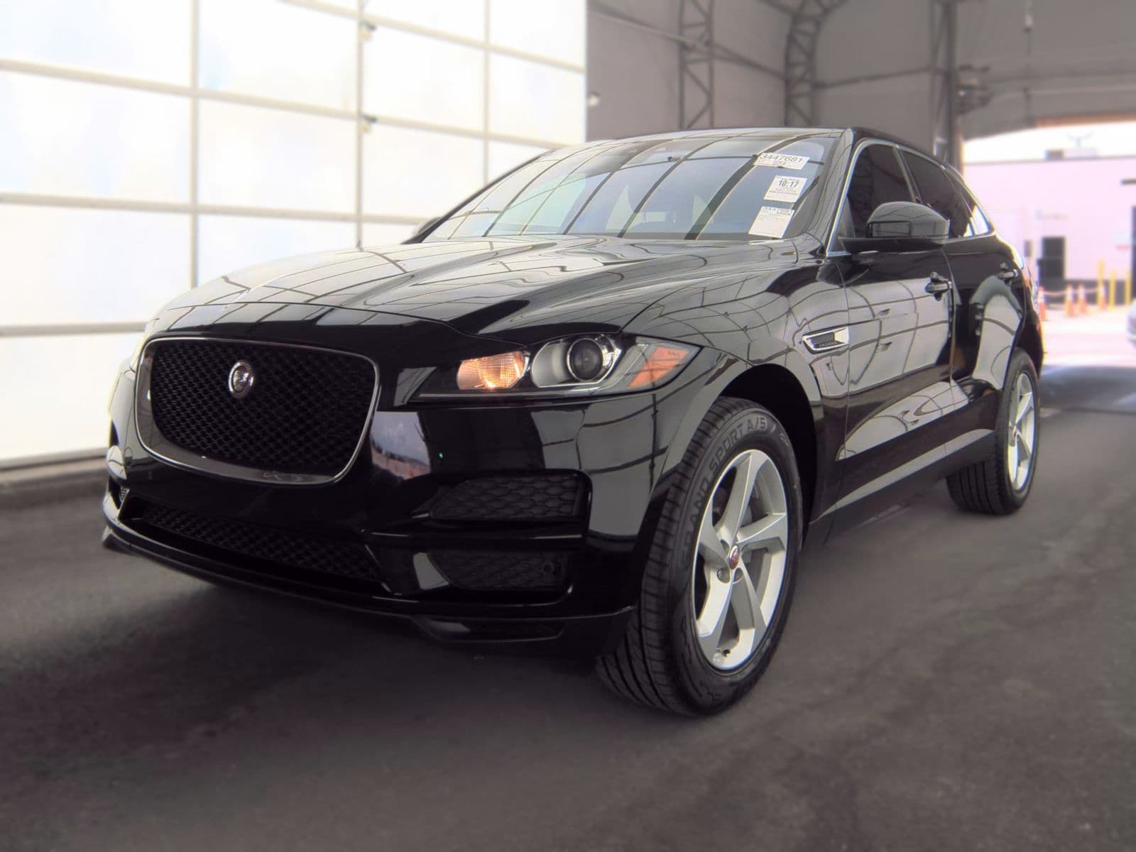 2020 JAGUAR F-PACE 25T Premium 1