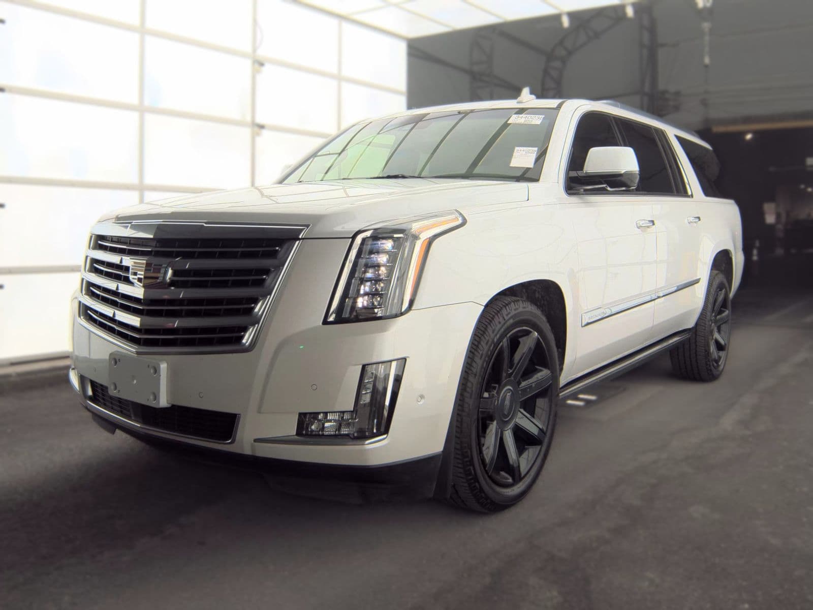 2017 CADILLAC ESCALADE ESV Platinum