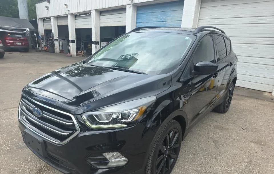 2018 FORD ESCAPE SE