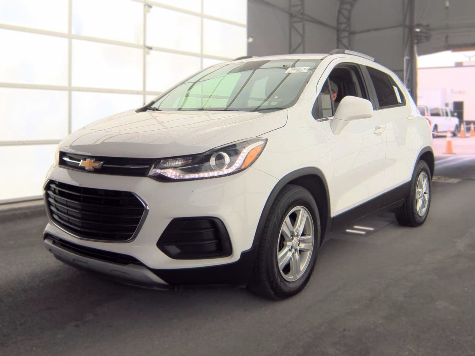 2020 CHEVROLET TRAX LT 1