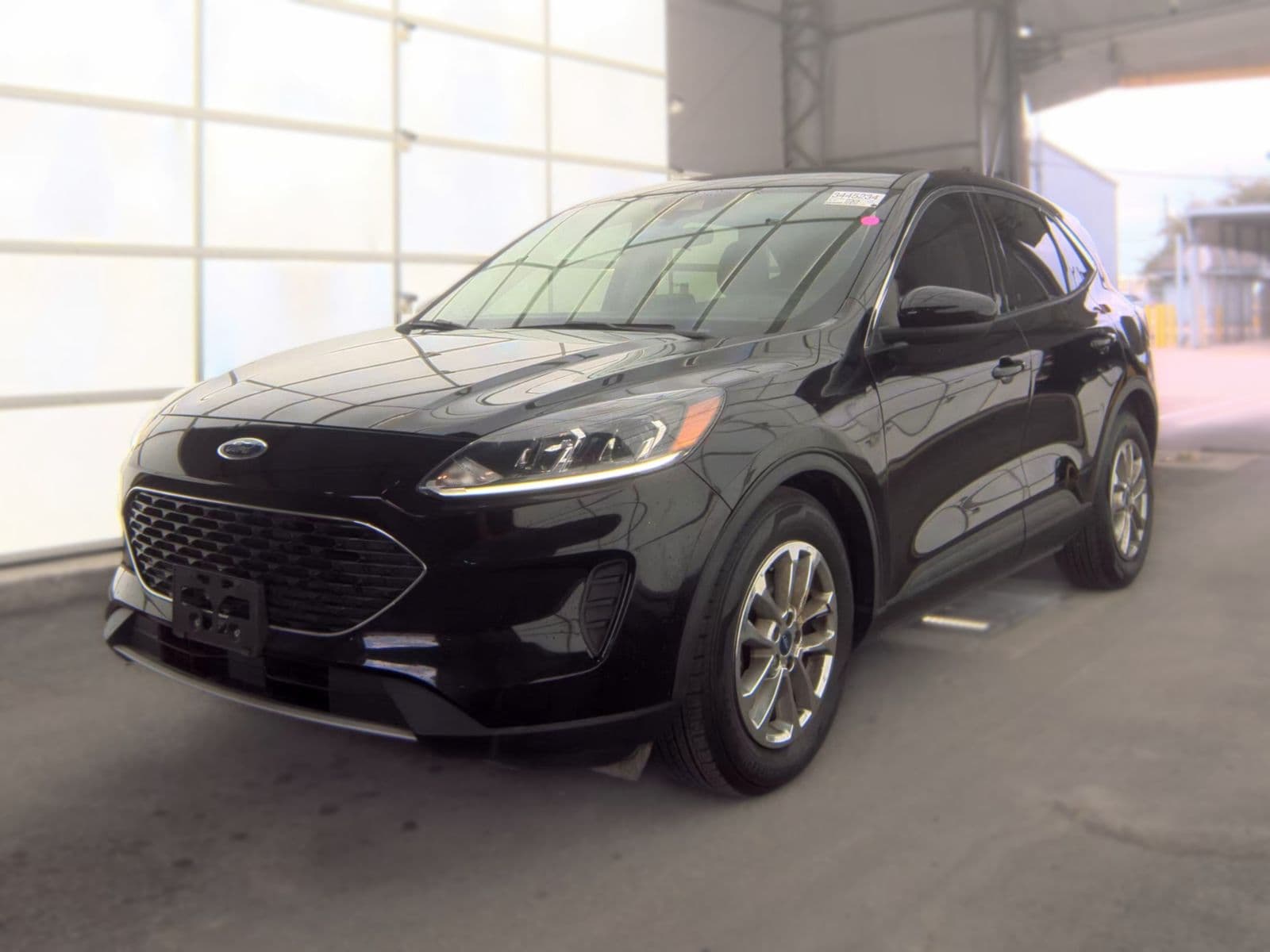 2021 FORD ESCAPE SE 1