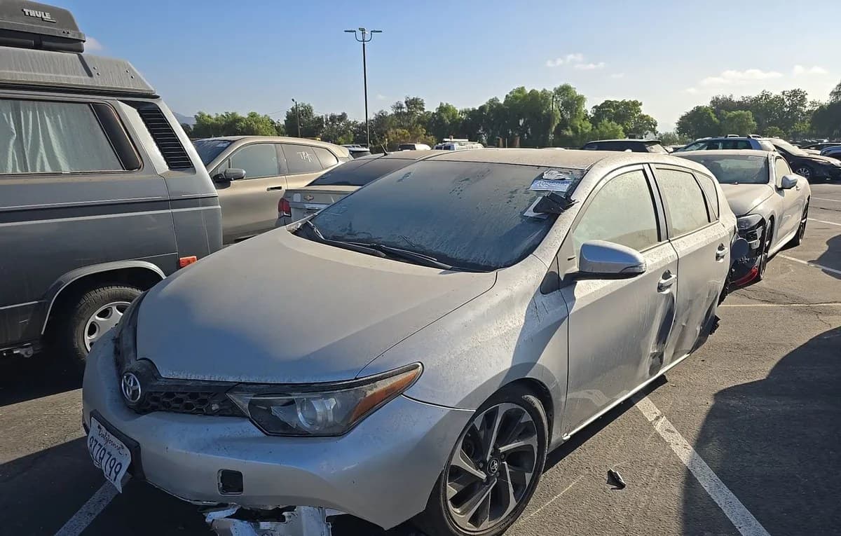 2018 TOYOTA COROLLA iM