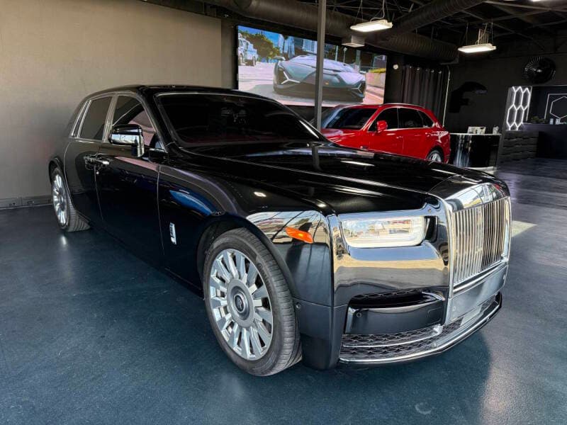 2019 ROLLS-ROYCE PHANTOM Base
