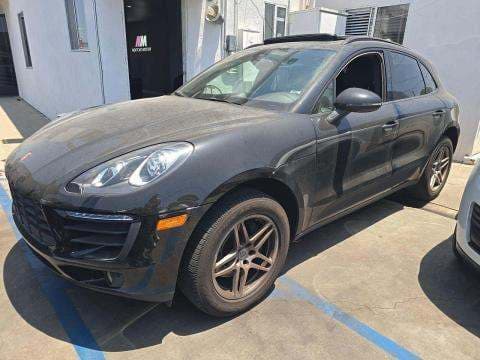 2018 PORSCHE MACAN Base 1