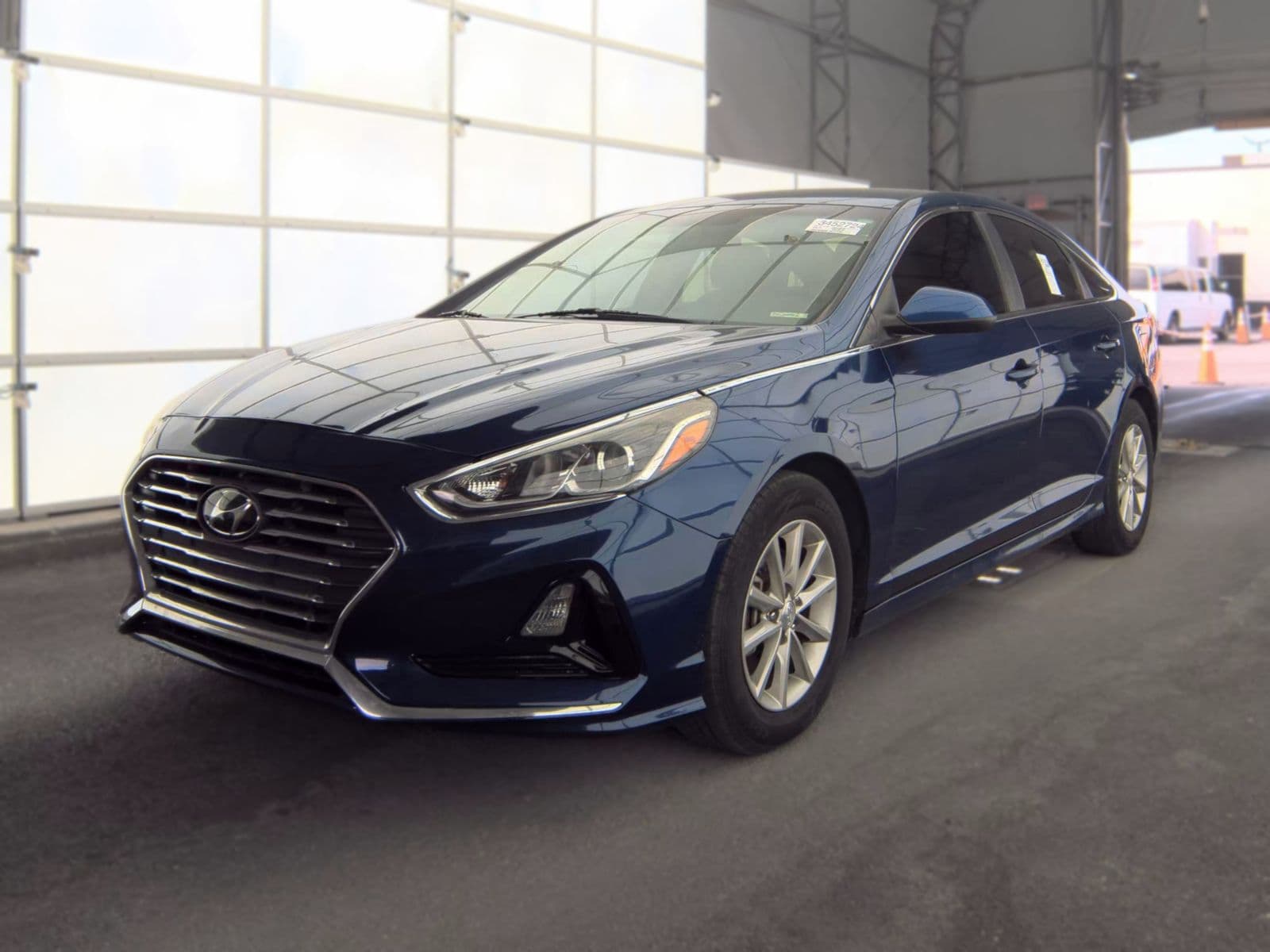 2018 HYUNDAI SONATA SE