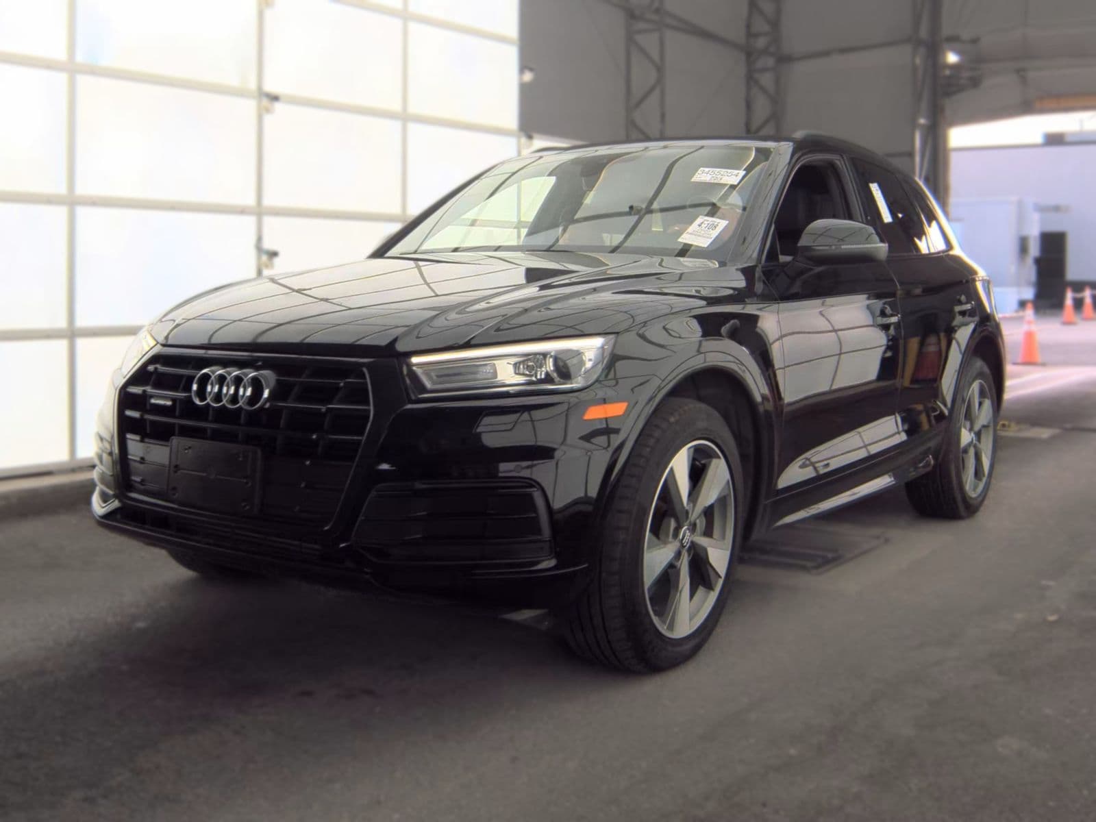 2020 AUDI Q5 TITANIUM Premium 1