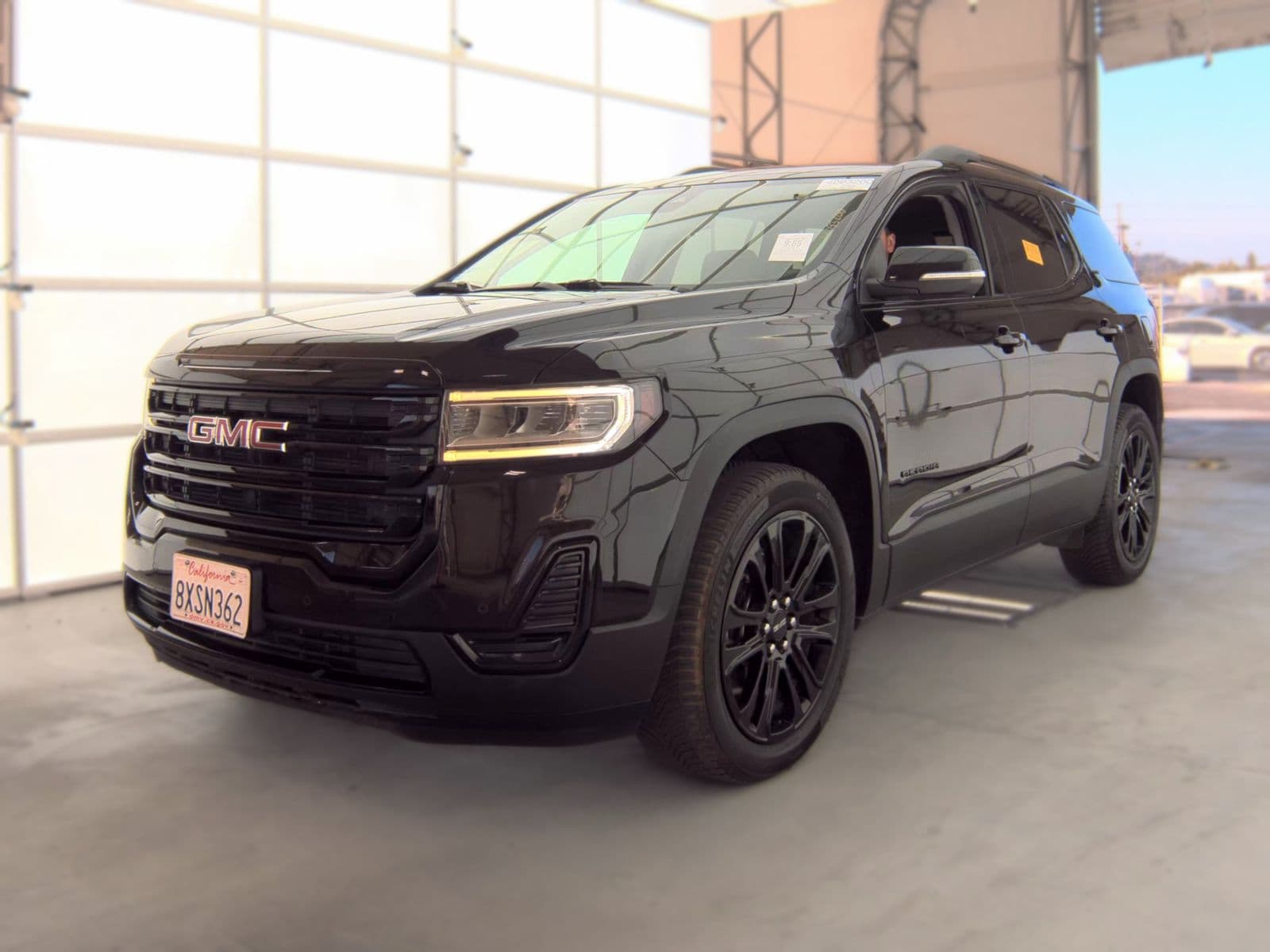 2021 GMC ACADIA SLE 1
