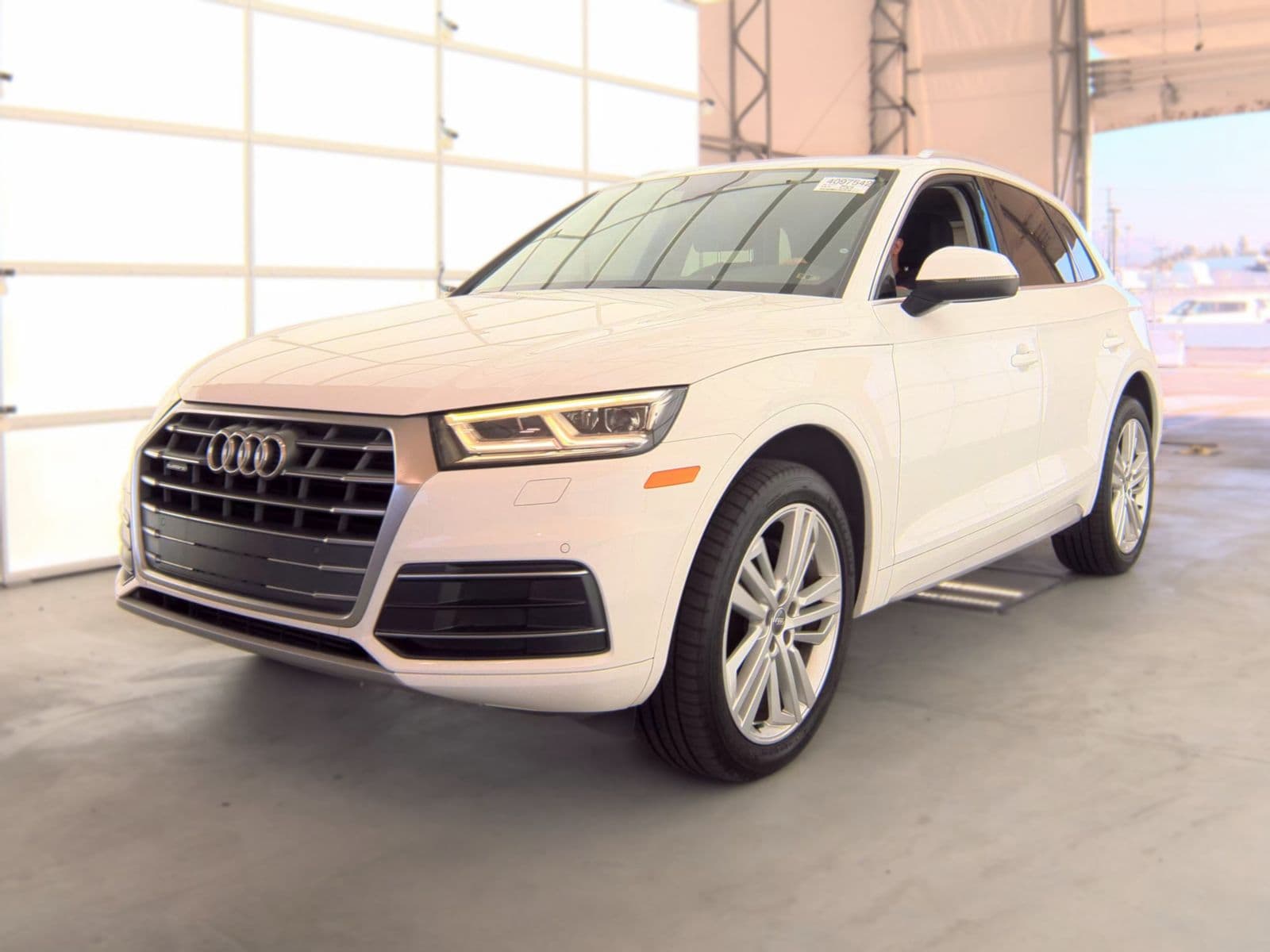 2018 AUDI Q5 PREMIUM Plus 1