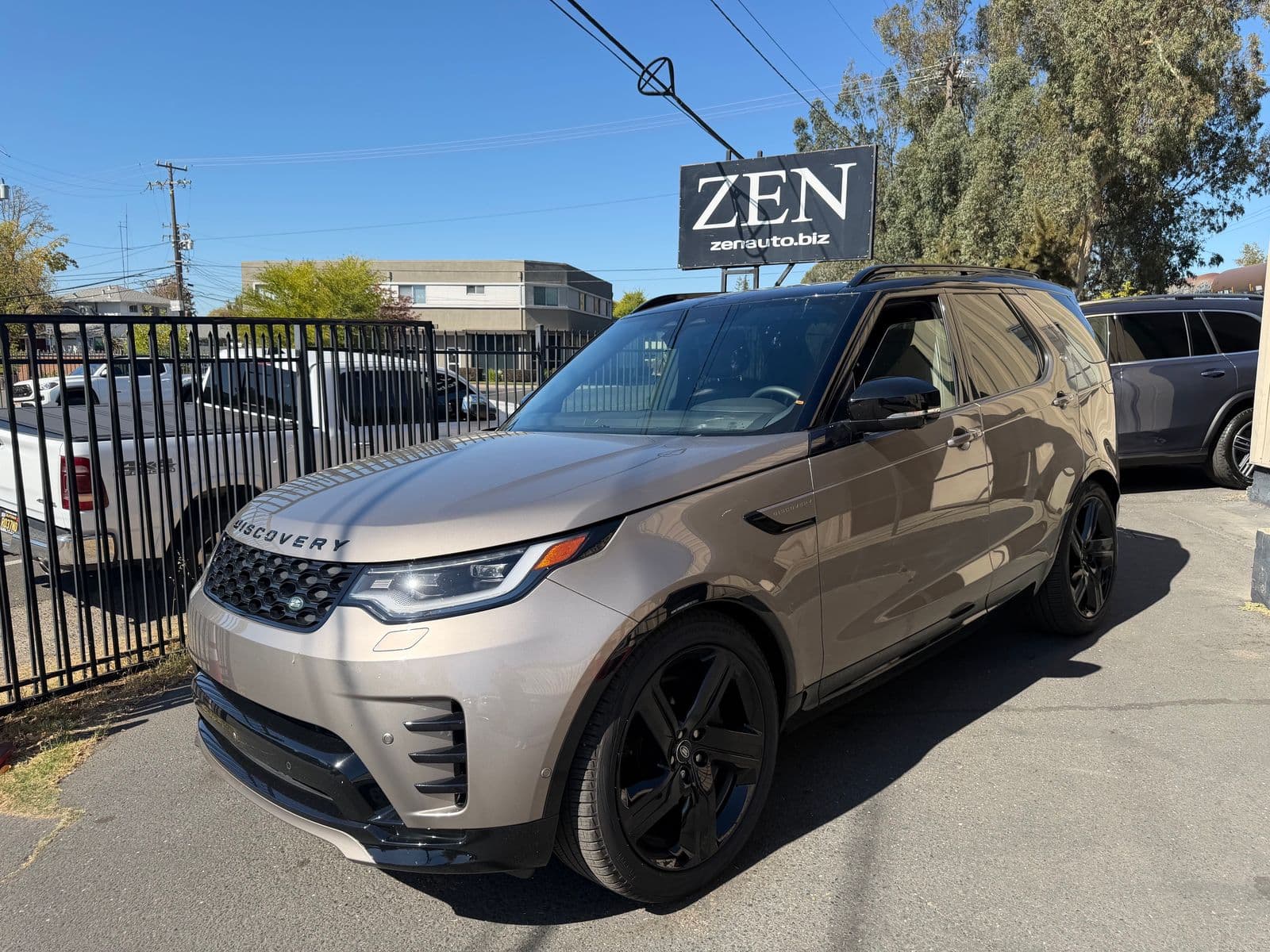 2024 LAND ROVER DISCOVERY DYNAMIC SE