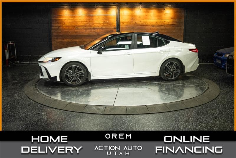 2025 TOYOTA CAMRY XSE