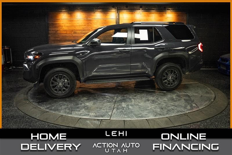 2025 TOYOTA 4RUNNER SR5