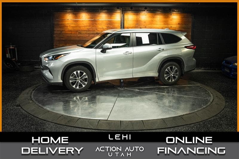 2024 TOYOTA HIGHLANDER HYBRID XLE