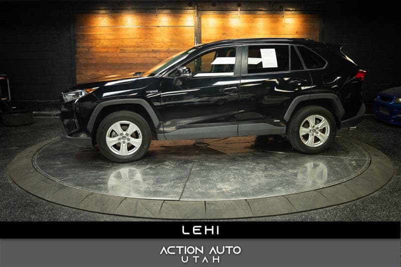 2020 TOYOTA RAV4 HYBRID XLE