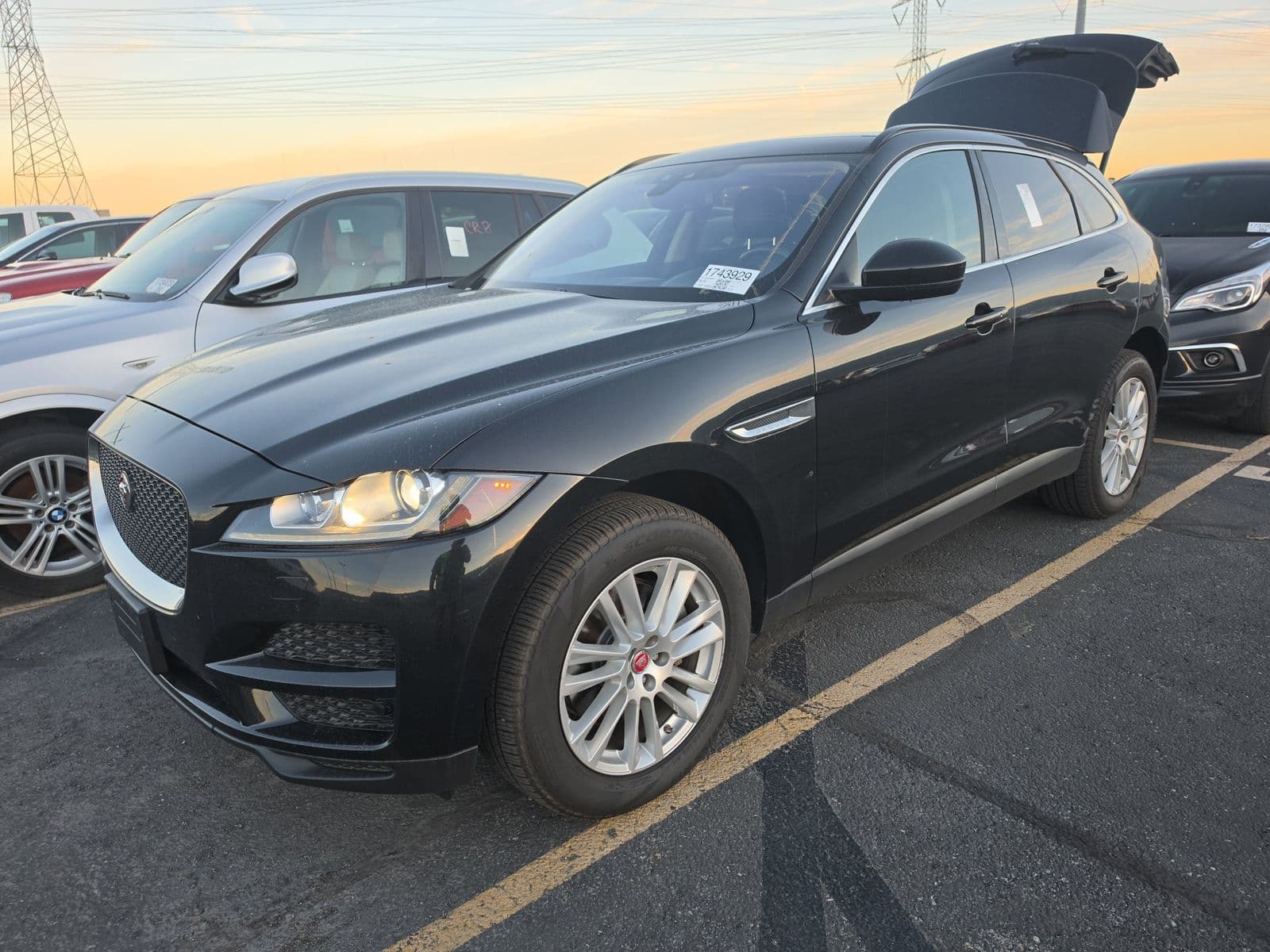 2017 JAGUAR F-PACE 35T Prestige