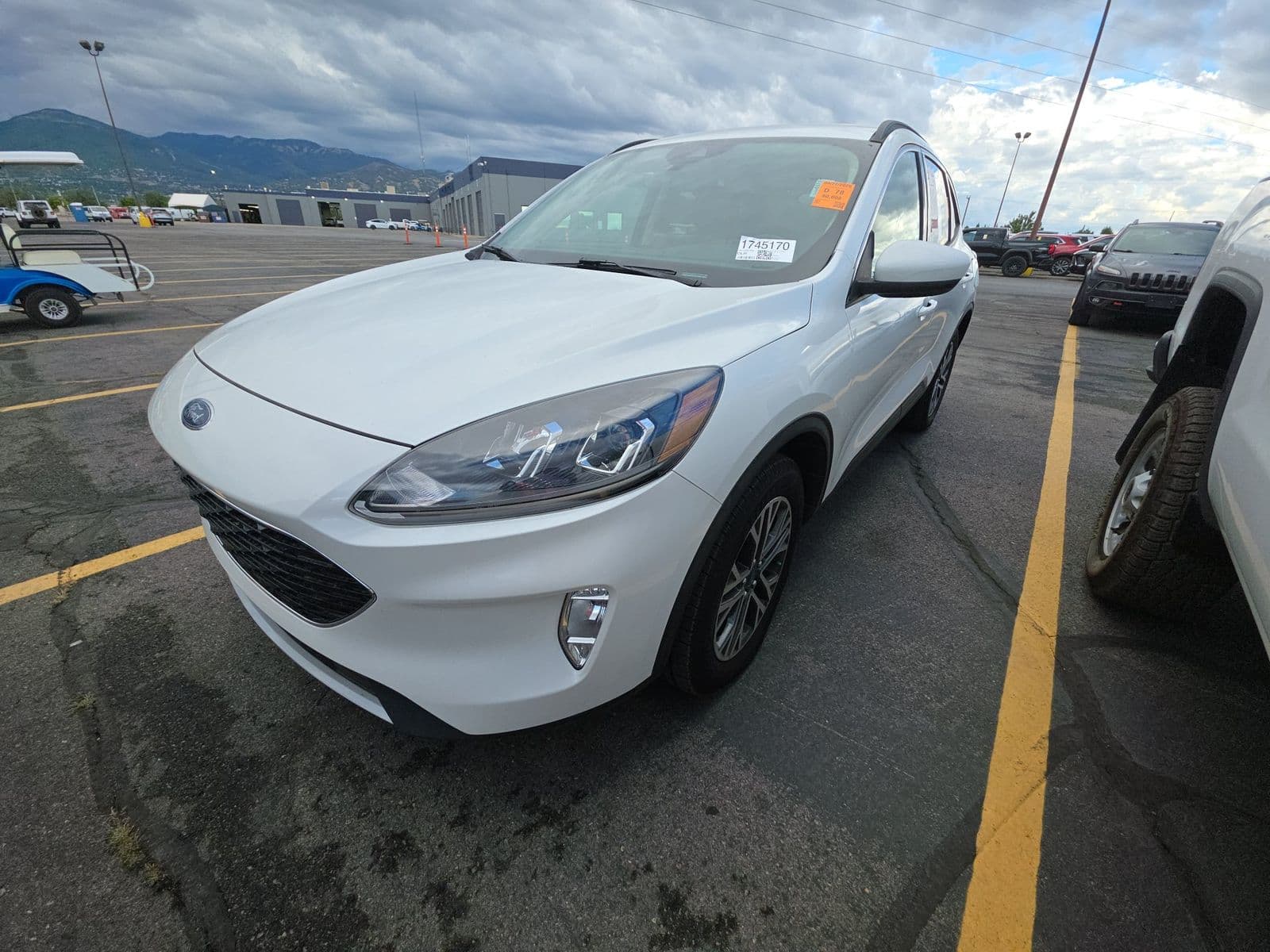 2020 FORD ESCAPE SEL 1