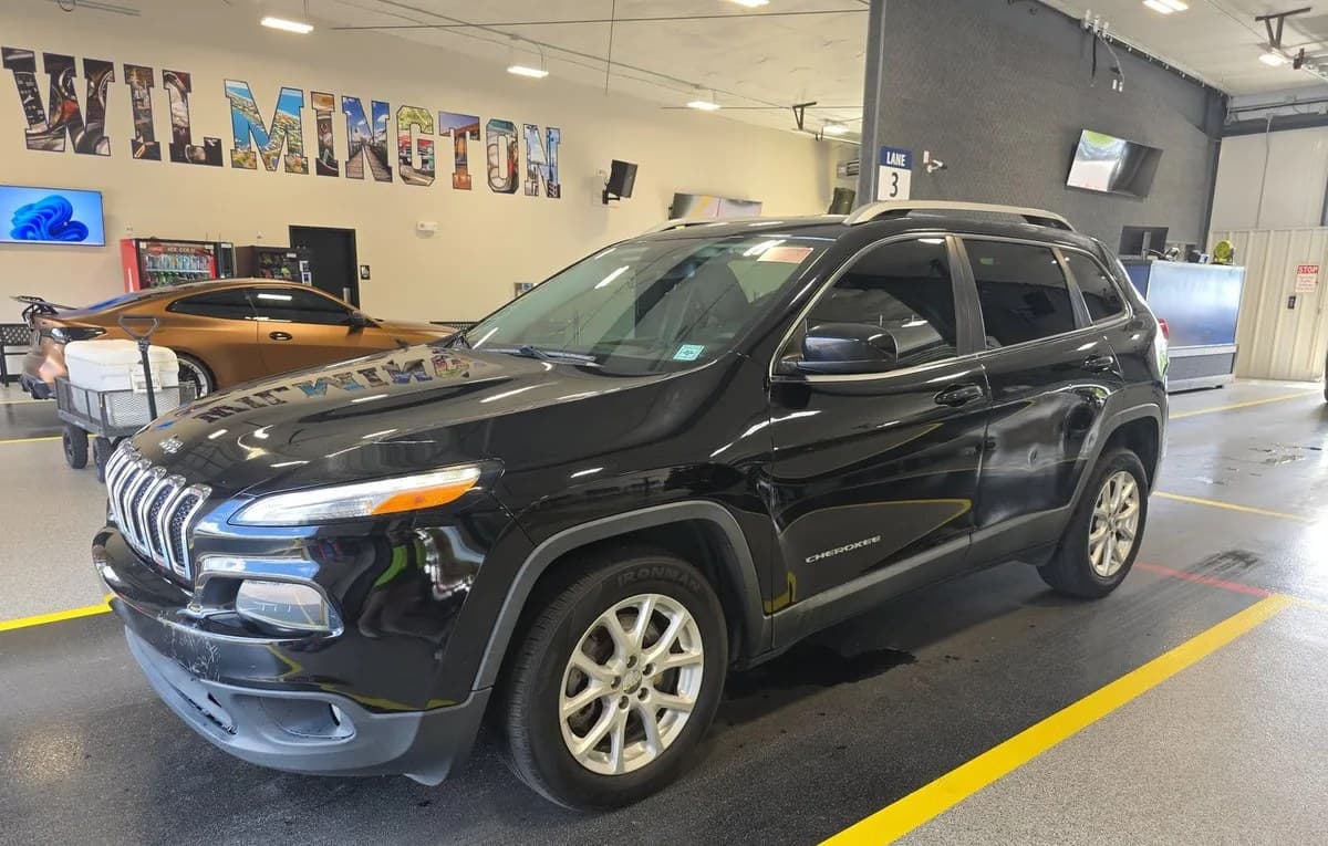 2017 JEEP CHEROKEE Latitude