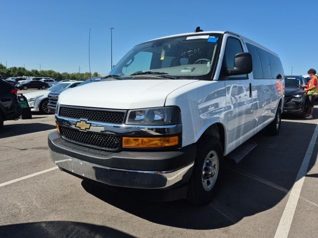 2025 CHEVROLET EXPRESS 3500 LT