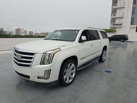2017 CADILLAC ESCALADE ESV Luxury 1