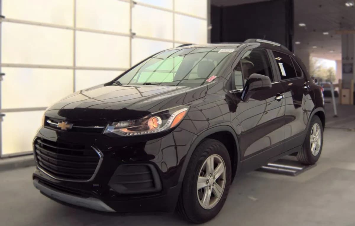 2020 CHEVROLET TRAX LT 1