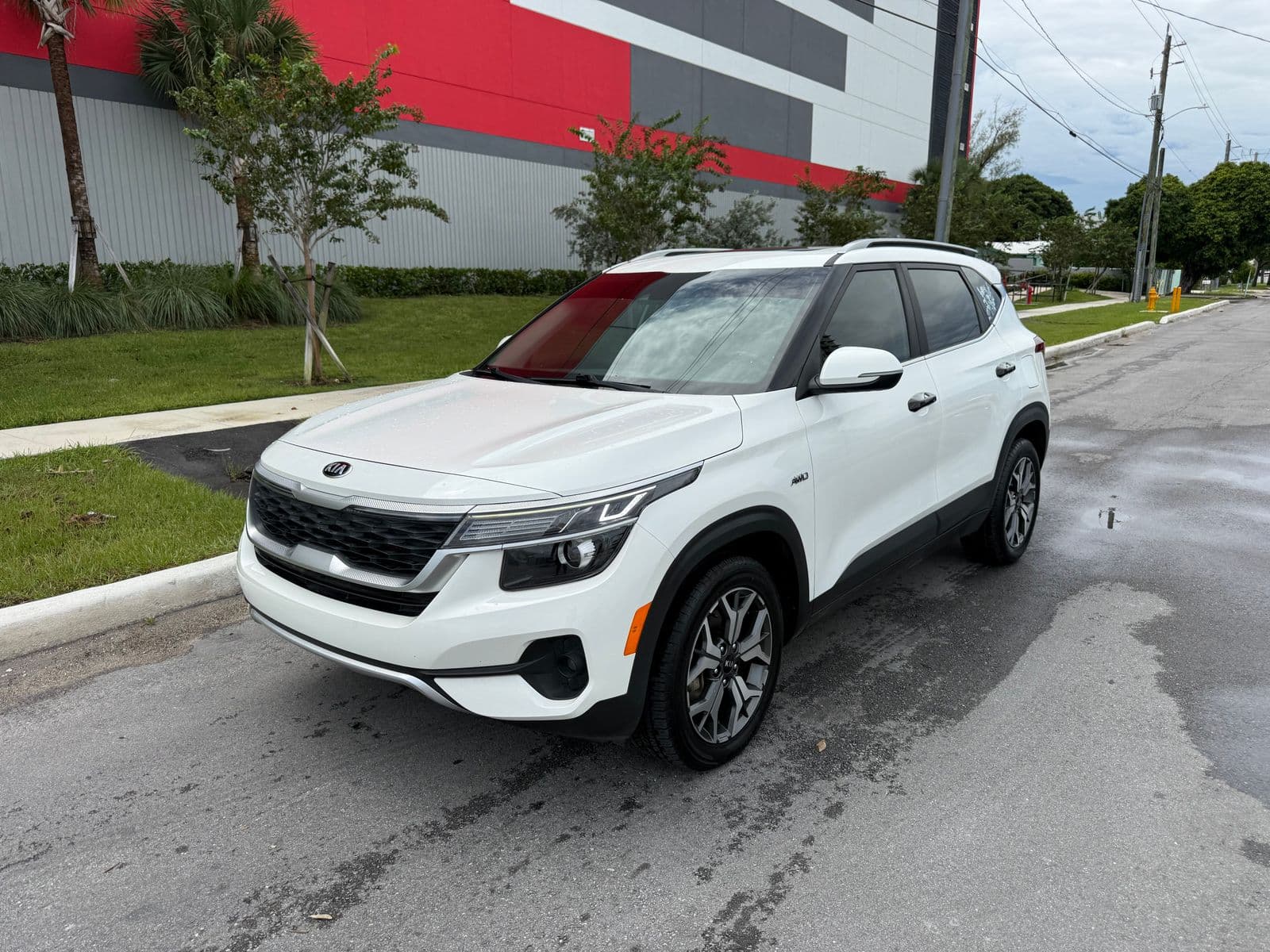 2021 KIA SELTOS EX 1