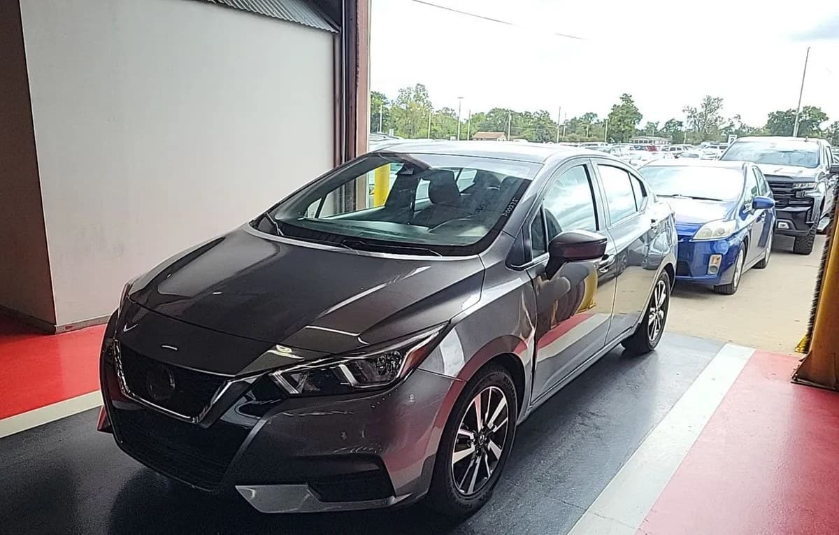 2021 NISSAN VERSA SV 1