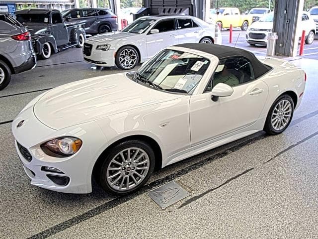 2017 FIAT 124 SPIDER Classica