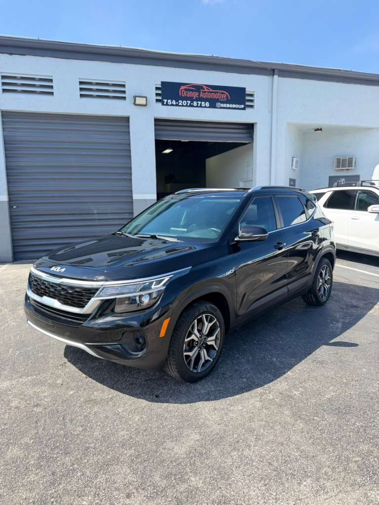 2022 KIA SELTOS EX